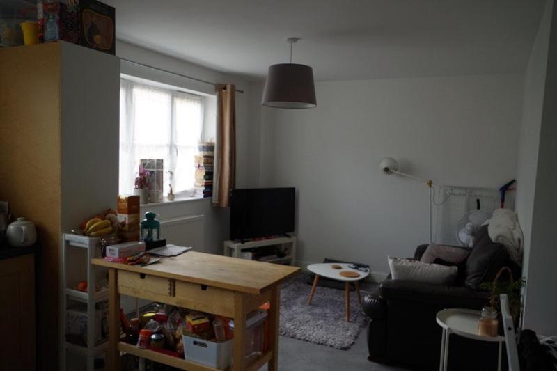 Bright, Chilled Ensuite Db In A Shared Flat! Privatunterkunft